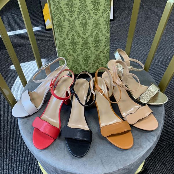 luxurys designers heels women dress shoes red bottoms heel sandals classic versatile party wedding shoe patent leather high-heel 6.5cm 8.5cm, Black
luxurys designers heels women dress shoes red bottoms heel sandals classic versatile party wedding shoe patent leather high-heel 6.5cm 8.5cm, Black