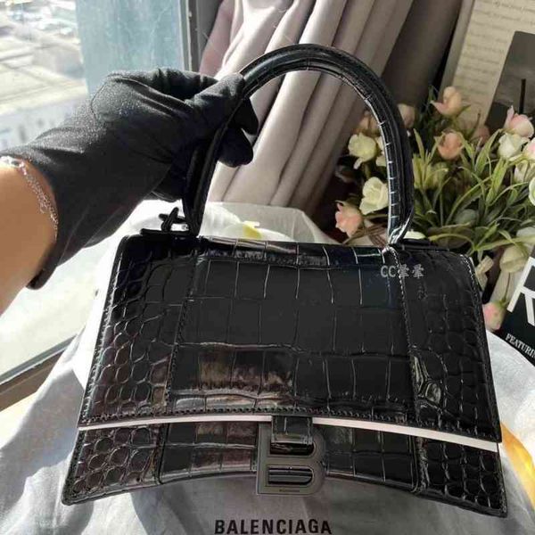 balenciga handbag designer spot korea hourglass bag all black gold s crocodile embossed xs shoulder crossbody
balenciga handbag designer spot korea hourglass bag all black gold s crocodile embossed xs shoulder crossbody