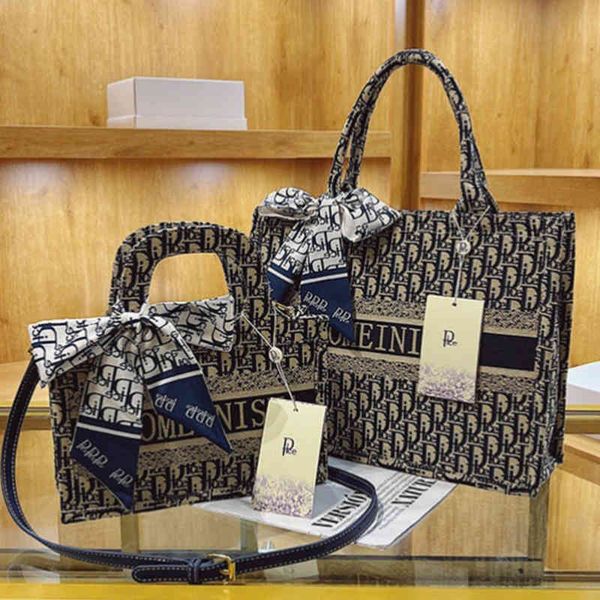 spring new women's handbag large capacity shopping bag aging commuter handbag_tbb2
