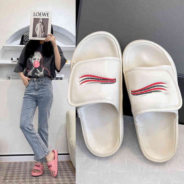korean slippers women wear 2022 new fashion one word magic band loose cake thick soled b home sandals outside in summer, Black
korean slippers women wear 2022 new fashion one word magic band loose cake thick soled b home sandals outside in summer, Black