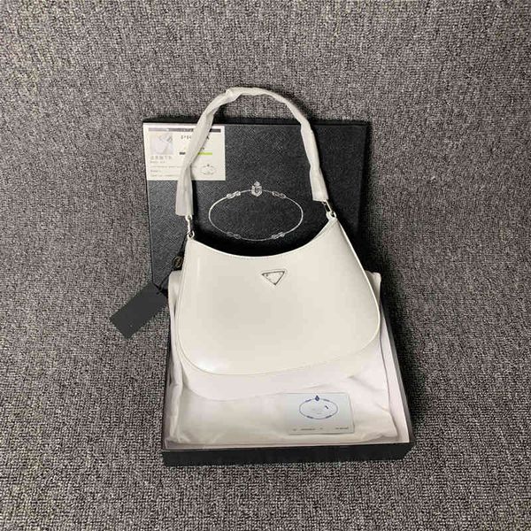 family underarm bag women's bag new summer bright face shoulder bag hobo flip handbag
family underarm bag women's bag new summer bright face shoulder bag hobo flip handbag