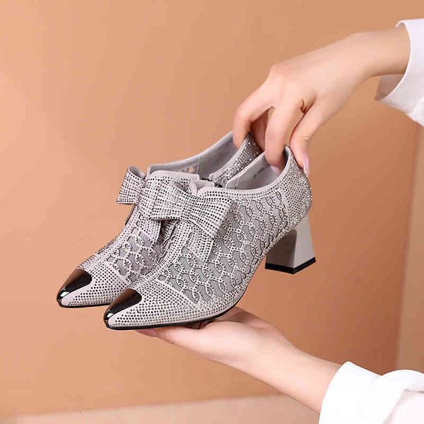 dress shoes drill hollow out mesh single shoes women's summer thick heel middle breathable pointed zipper sandals k94r, Black
dress shoes drill hollow out mesh single shoes women's summer thick heel middle breathable pointed zipper sandals k94r, Black