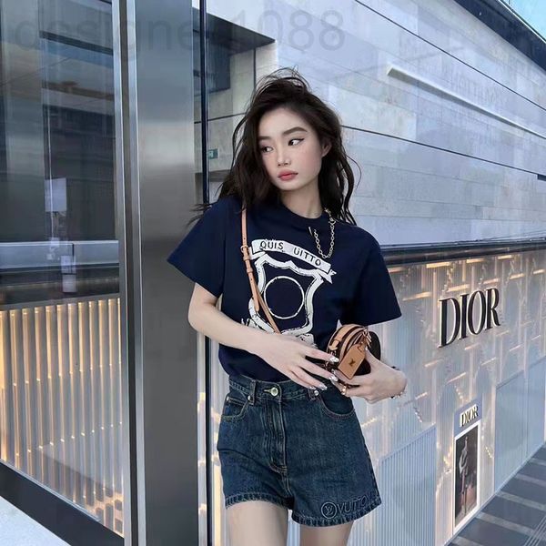 women's t-shirt designer 2022 early spring new chain collar micro seal printing letter casual short sleeve t-shirt for men and women fo, White
women's t-shirt designer 2022 early spring new chain collar micro seal printing letter casual short sleeve t-shirt for men and women fo, White