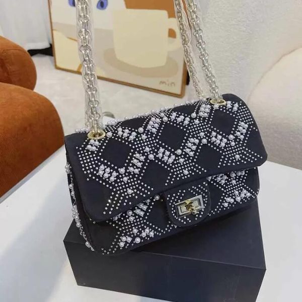 sw 22cm women black flap crossbody bag tweed glitter designer bag glass pearls strass cover gold-tone metal lock chain hardware french handb
sw 22cm women black flap crossbody bag tweed glitter designer bag glass pearls strass cover gold-tone metal lock chain hardware french handb