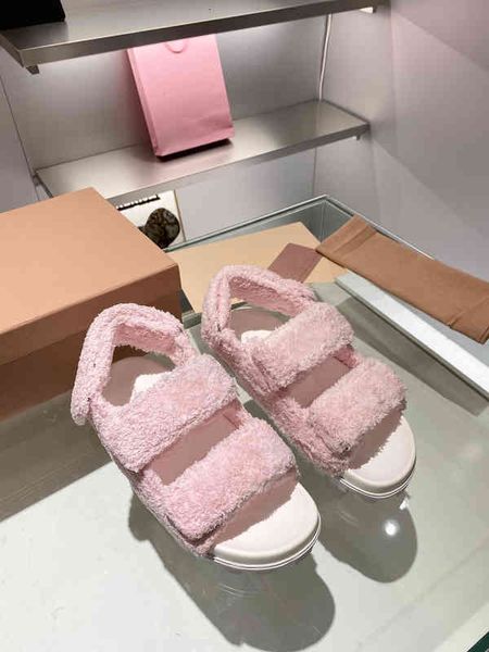 sandals comfortable summer banquet sandals leather shoes acid color leisure fashion series, Black
sandals comfortable summer banquet sandals leather shoes acid color leisure fashion series, Black