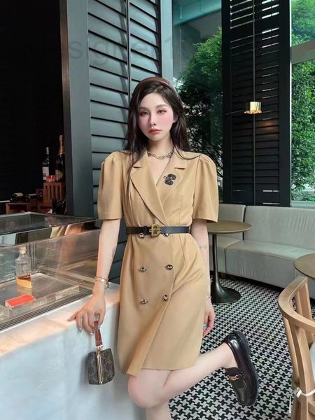 casual dresses designer ce22 spring and summer new embroidered metal button double breasted belt slim dress skirt bpb8, Black;gray
casual dresses designer ce22 spring and summer new embroidered metal button double breasted belt slim dress skirt bpb8, Black;gray