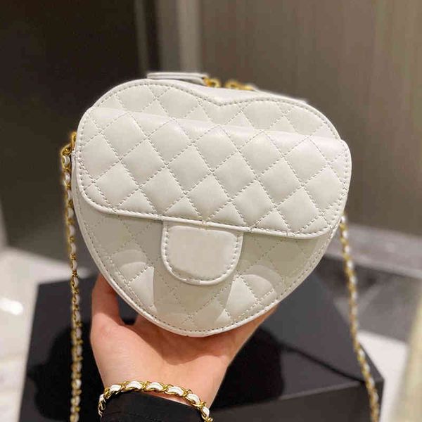 designer women heart love quilted crossbody bag paris brand diamond lattice leather purse handbags lady mini cosmetic shoulder handbag luxur
designer women heart love quilted crossbody bag paris brand diamond lattice leather purse handbags lady mini cosmetic shoulder handbag luxur