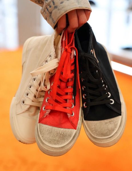 pairs womens luxurys canvas running shoes sneakers wash old effect vulcanized sole half classic high lows vintage trainers retro mens distre
pairs womens luxurys canvas running shoes sneakers wash old effect vulcanized sole half classic high lows vintage trainers retro mens distre