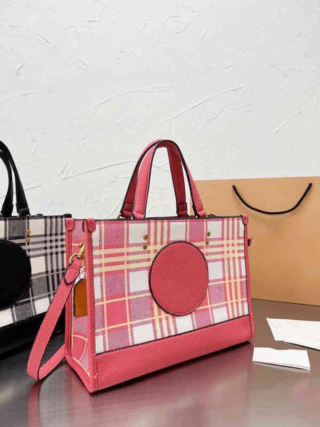 high capacity tote bags wome fashion handbag shoulder plaid stripes leather designer brand crossbody female clutch 220309
high capacity tote bags wome fashion handbag shoulder plaid stripes leather designer brand crossbody female clutch 220309