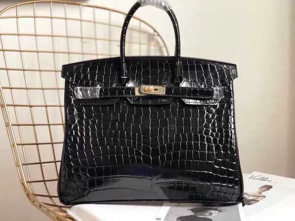 2022 5a handbag luxurys fashion brand women bags famous handbags with shoulder straps and packing box rhcl burb
2022 5a handbag luxurys fashion brand women bags famous handbags with shoulder straps and packing box rhcl burb