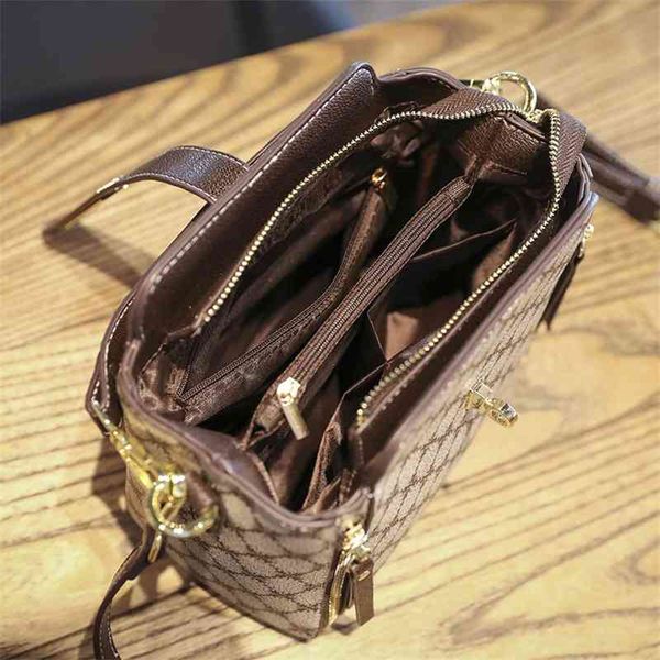 bucket bag women's sling one shoulder messenger bag hand multi compartment zipper small square bags
bucket bag women's sling one shoulder messenger bag hand multi compartment zipper small square bags