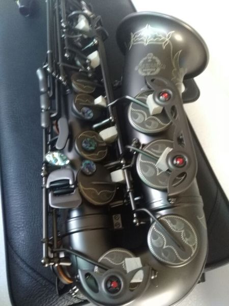new quality suzuki e flat alto saxophone black musical instruments super played sax professional shipment
new quality suzuki e flat alto saxophone black musical instruments super played sax professional shipment