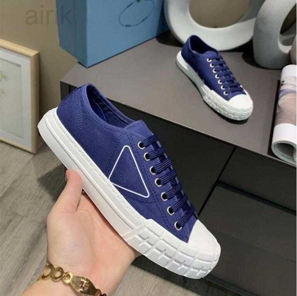 designer sneakers wheels cassetta flat shoe women high fabric runner trainers low casual shoes canvas wheel stitching lerren trainer, Black
designer sneakers wheels cassetta flat shoe women high fabric runner trainers low casual shoes canvas wheel stitching lerren trainer, Black