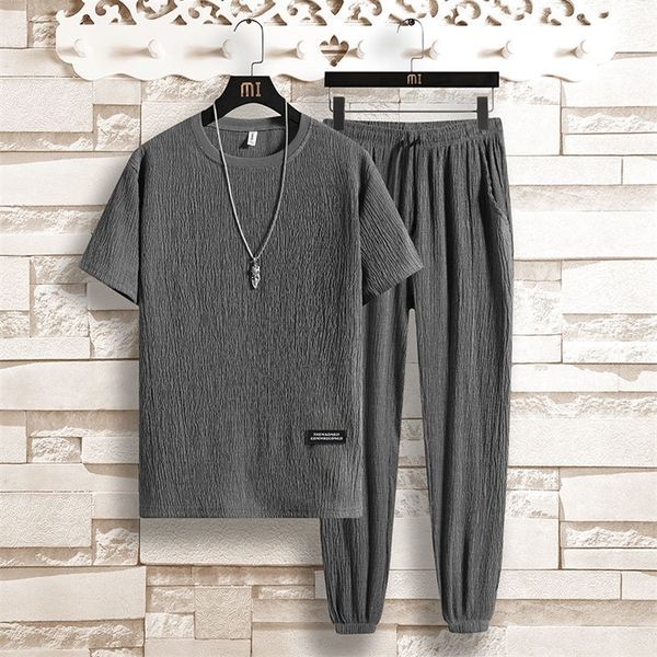 arrival men s cool and thin short sleeve t shirt pant two piece set solid shirt trousers home suits male size 4xl 8013 220708, Gray
arrival men s cool and thin short sleeve t shirt pant two piece set solid shirt trousers home suits male size 4xl 8013 220708, Gray