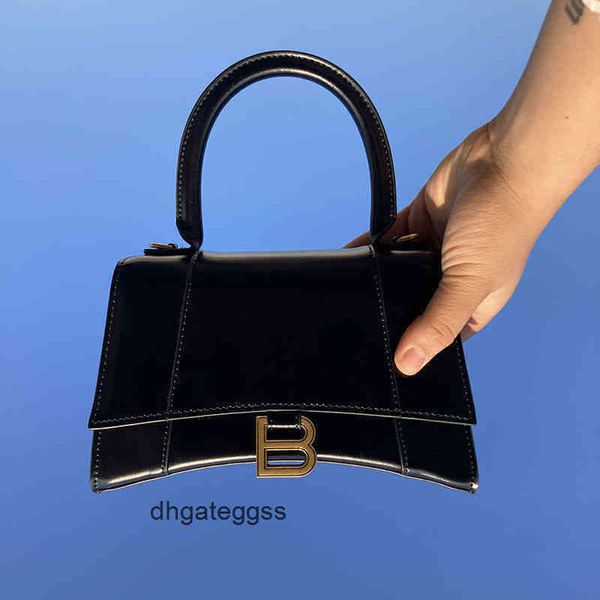 designer b balencaigass handbags italy hand family hourglass bag mini xs leather crocodile pattern messenger group design small bag light qm
designer b balencaigass handbags italy hand family hourglass bag mini xs leather crocodile pattern messenger group design small bag light qm