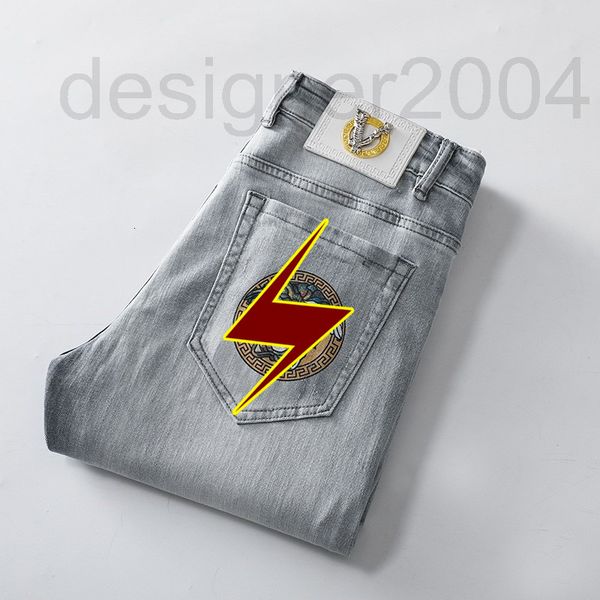 men's jeans designer 2021 fashion brand new slim simple and versatile jeans male youth personalized embroidery pants male 7mey, Blue
men's jeans designer 2021 fashion brand new slim simple and versatile jeans male youth personalized embroidery pants male 7mey, Blue