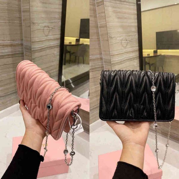 evening bag cross body bags women wallet fashion purse high qulity handbag gold chain with crystal pleated leather small and light clutch 10
evening bag cross body bags women wallet fashion purse high qulity handbag gold chain with crystal pleated leather small and light clutch 10