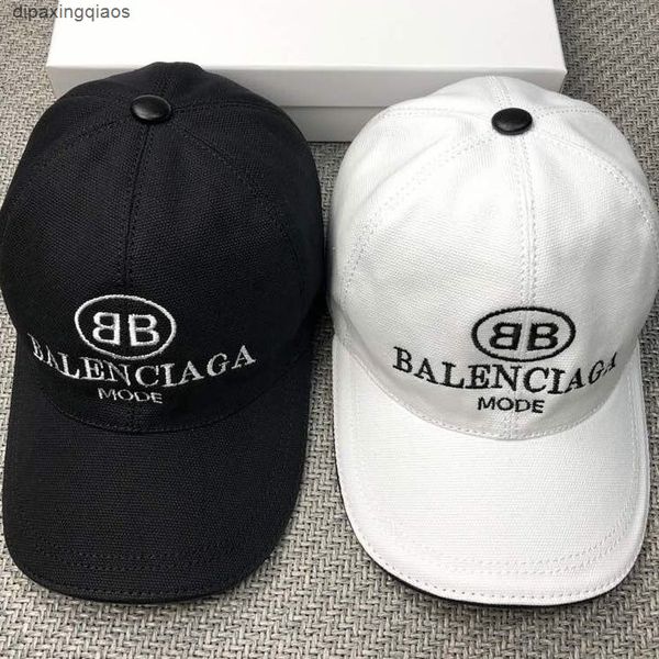 designer ball caps balencaigass letter print paris b paris classic original single baseball cap net red hat with the same temperament men an, Blue;gray
designer ball caps balencaigass letter print paris b paris classic original single baseball cap net red hat with the same temperament men an, Blue;gray