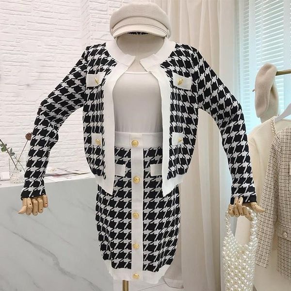 two piece dress autumn winter 2022 gold button fashion knitted 2 set o-neck women jacket coat and short pencil skirt suitstwo, White
two piece dress autumn winter 2022 gold button fashion knitted 2 set o-neck women jacket coat and short pencil skirt suitstwo, White