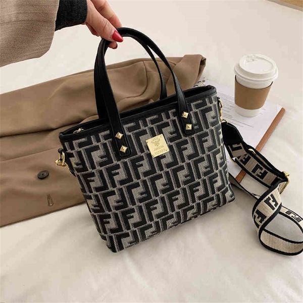 90% off to shop online handbag high texture broadband style high-capacity single shoulder spring and summer
90% off to shop online handbag high texture broadband style high-capacity single shoulder spring and summer