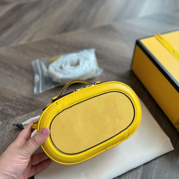 design bags camera bag vintage hand-bag fashion handbags design large capacity tote lady shopping handbag great quality genuine casual tote-
design bags camera bag vintage hand-bag fashion handbags design large capacity tote lady shopping handbag great quality genuine casual tote-