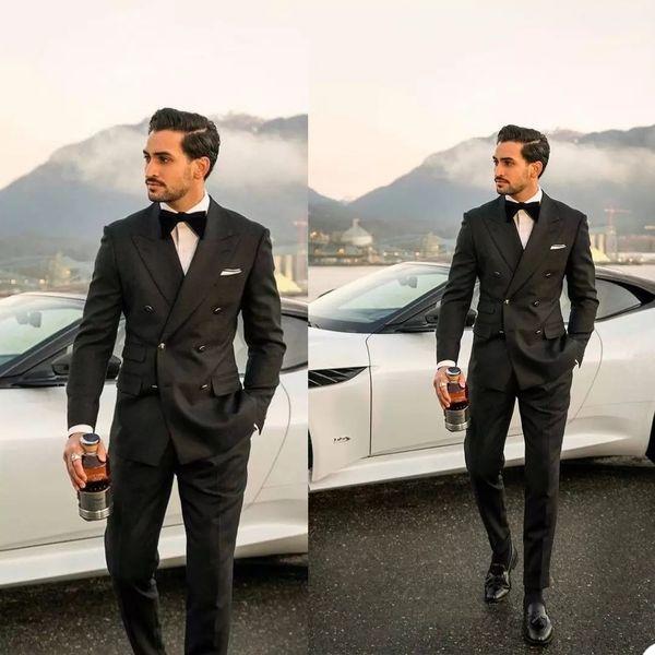 handsome black groom wedding tuxedos slim fit double breasted suits prom party business outfit two pieces jacket pants, Black;gray
handsome black groom wedding tuxedos slim fit double breasted suits prom party business outfit two pieces jacket pants, Black;gray