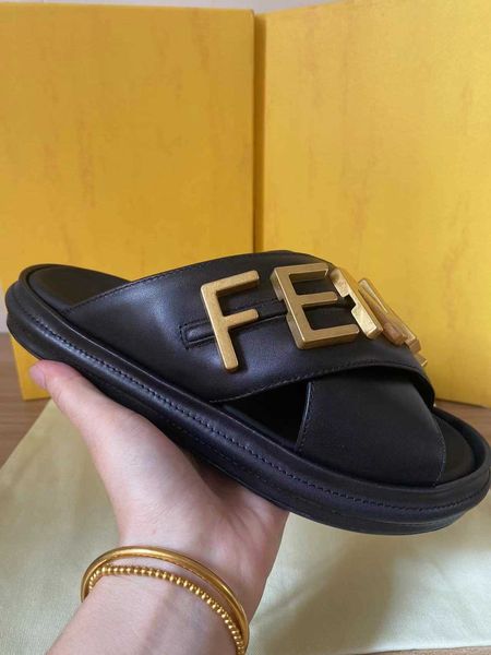 r slippers graphy pink black leather sandals wide cross laces gold metal lettering size35-42
r slippers graphy pink black leather sandals wide cross laces gold metal lettering size35-42
