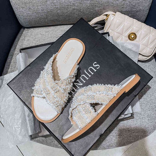 2022 summer slippers women shoes brand design luxury pearls string beading houndstooth slides ladies ins casual slippers y220615, Black
2022 summer slippers women shoes brand design luxury pearls string beading houndstooth slides ladies ins casual slippers y220615, Black
