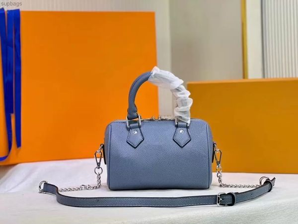 m58953 designer handbags speedy boston bags navy-blue cross-body m58958 embossed leather toes padlock bandouliere 20 women shoulder bag, Red;black
m58953 designer handbags speedy boston bags navy-blue cross-body m58958 embossed leather toes padlock bandouliere 20 women shoulder bag, Red;black