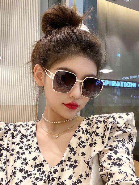 2022 new d summer advanced large thinfactory outlet fashion men's women's sunglasses2022 trendy latest sunglasses, White;black
2022 new d summer advanced large thinfactory outlet fashion men's women's sunglasses2022 trendy latest sunglasses, White;black