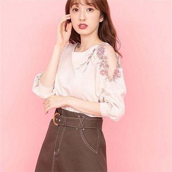 autumn and winter japanese all-match perspective embroidery net yarn flower pullover sweater sweater women 201221, White;black
autumn and winter japanese all-match perspective embroidery net yarn flower pullover sweater sweater women 201221, White;black