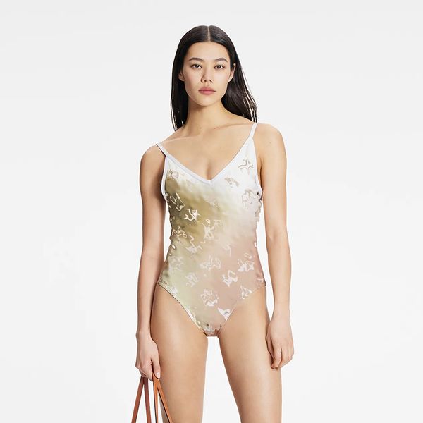 luxury swimsuit 153 design spashg swimsuit letter print bikini womens swimwear bathing suit summer bikinis womans cloth
luxury swimsuit 153 design spashg swimsuit letter print bikini womens swimwear bathing suit summer bikinis womans cloth