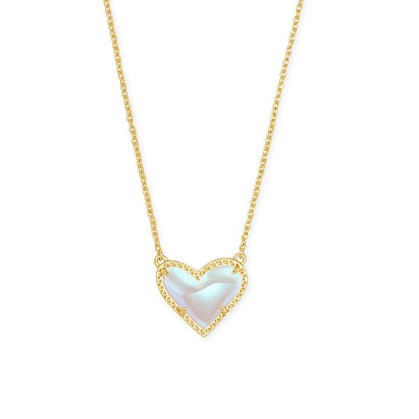 s925 silver fritillaria colorful heart pendant high sense light luxury love necklace valentine's day gift
s925 silver fritillaria colorful heart pendant high sense light luxury love necklace valentine's day gift
