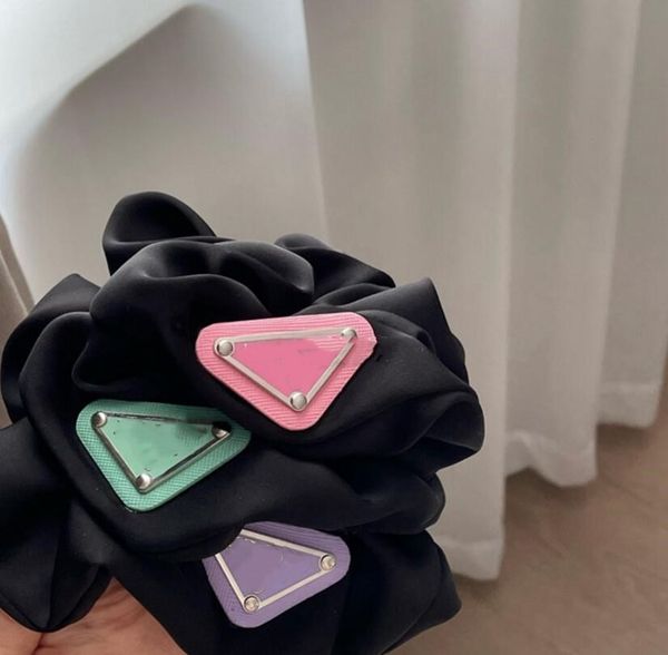 2022 european and american multicolor letter hair ring satin fashion all-match headwear women fast delivery, Pink
2022 european and american multicolor letter hair ring satin fashion all-match headwear women fast delivery, Pink