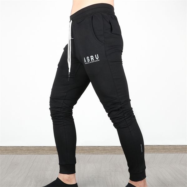 style mens jogger sweatpants man gyms workout fitness cotton trousers male casual fashion skinny track pants 201203, Black
style mens jogger sweatpants man gyms workout fitness cotton trousers male casual fashion skinny track pants 201203, Black