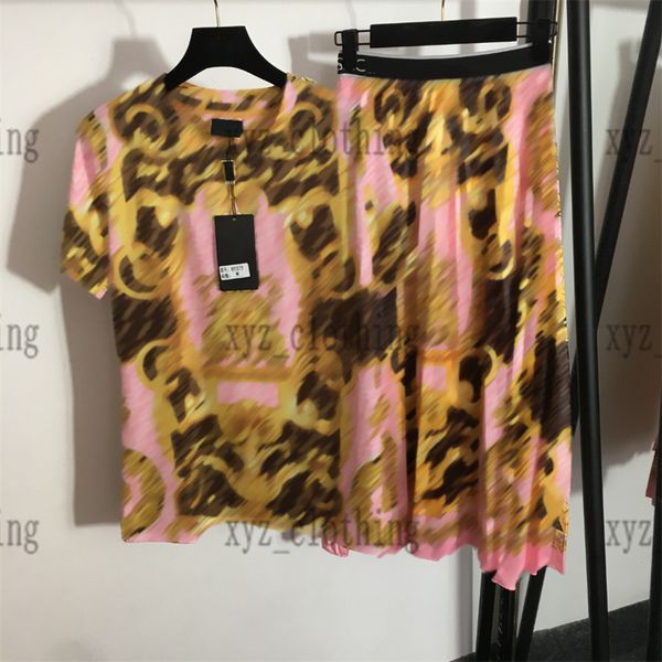 royal court sets 22fw high-end womens mesh dresses sets designer girls short-sleeved t shirts retro pattern print short sleeve t-shirt high, White
royal court sets 22fw high-end womens mesh dresses sets designer girls short-sleeved t shirts retro pattern print short sleeve t-shirt high, White