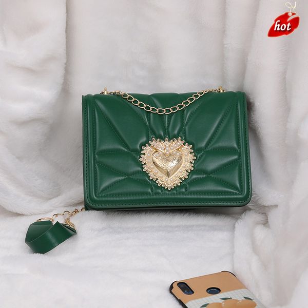 factory online export designer brand bag handbag embroidered love small square 2022 new style color chain texture simple msenger shoulder
factory online export designer brand bag handbag embroidered love small square 2022 new style color chain texture simple msenger shoulder