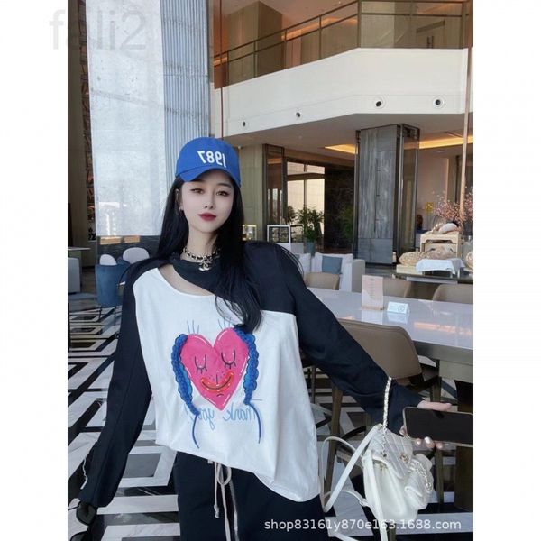 women's t-shirt designer chaopai 22ss spring and summer new niche design contrast color stitching love print casual long sleeve t-shirt, White
women's t-shirt designer chaopai 22ss spring and summer new niche design contrast color stitching love print casual long sleeve t-shirt, White