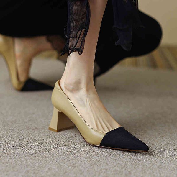 sandals simple french style pointed thick heel shoes spring color matching shallow mouth fashionable and comfortable women's single 4hf, Black
sandals simple french style pointed thick heel shoes spring color matching shallow mouth fashionable and comfortable women's single 4hf, Black