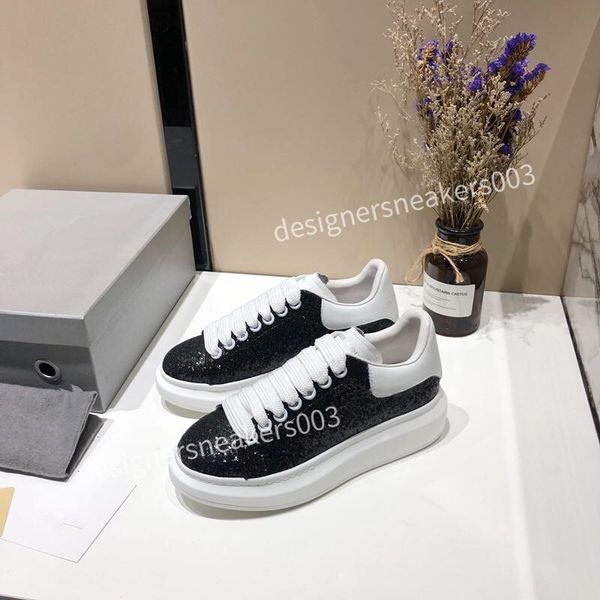 2022 designer boots men shoes sneakers casual shoe suede calf leather rubber outsole luxurys designers sneakers high running trainers size34, Black
2022 designer boots men shoes sneakers casual shoe suede calf leather rubber outsole luxurys designers sneakers high running trainers size34, Black