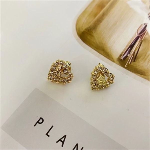 2022 20% off designer jewelry d family love diamond inlaid letter hollowed out earrings women's net red same fashion versatile small wi, Golden