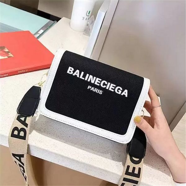 large capacity totes fashion femme leather designers shoulder bags woman handbag handle lady shopping bag luxury designer bag h0273
large capacity totes fashion femme leather designers shoulder bags woman handbag handle lady shopping bag luxury designer bag h0273