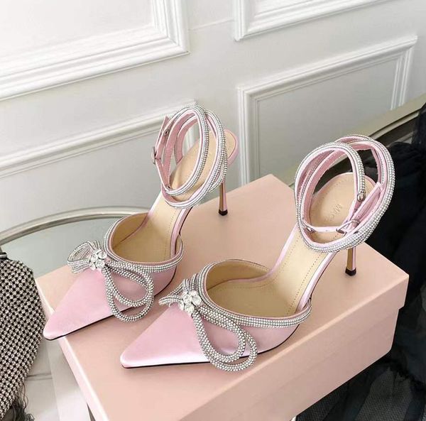 satin mach mach sandals womens leather sole high heels 9.5cm black pink diamond chain decoration women high heeled luxury designers dinner r
satin mach mach sandals womens leather sole high heels 9.5cm black pink diamond chain decoration women high heeled luxury designers dinner r