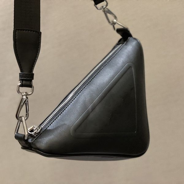 designer bags pra classic triangle crossbody shoulder bag leather high version messenger bags fashion handbag men and women large capacity t
designer bags pra classic triangle crossbody shoulder bag leather high version messenger bags fashion handbag men and women large capacity t