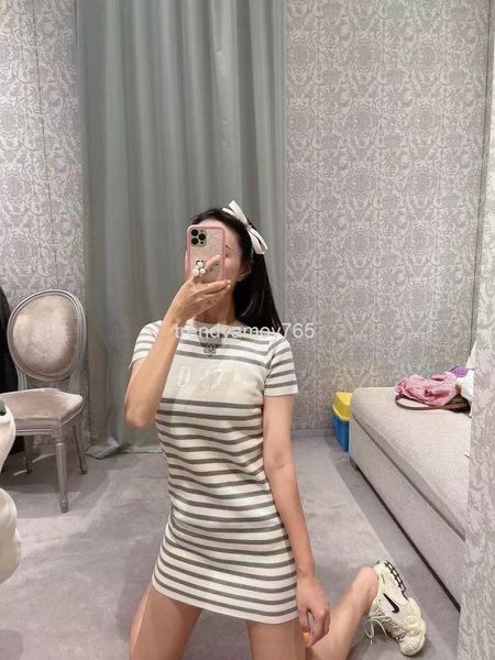 casual dresses d family spring and summer stripe contrast age reducing letter embroidery rib crew neck short sleeve t-shirt skirt, Black;gray
casual dresses d family spring and summer stripe contrast age reducing letter embroidery rib crew neck short sleeve t-shirt skirt, Black;gray
