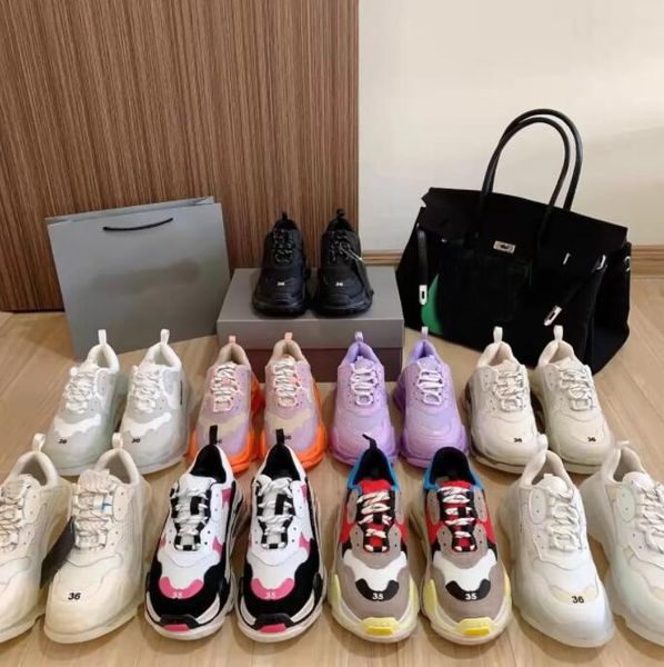 17fw triple s sneakers men women casual shoes crystal bottom sneaker designer old dad shoe 2022, Black
17fw triple s sneakers men women casual shoes crystal bottom sneaker designer old dad shoe 2022, Black