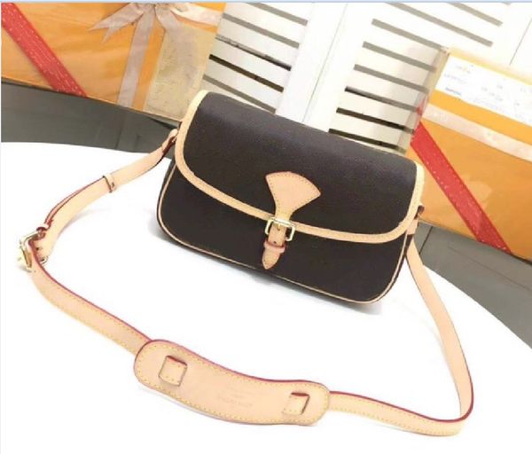 womens genuine leather shoulder bags fashion leather totes designers handbags bag purse flower ladies casual tote female handbag
womens genuine leather shoulder bags fashion leather totes designers handbags bag purse flower ladies casual tote female handbag