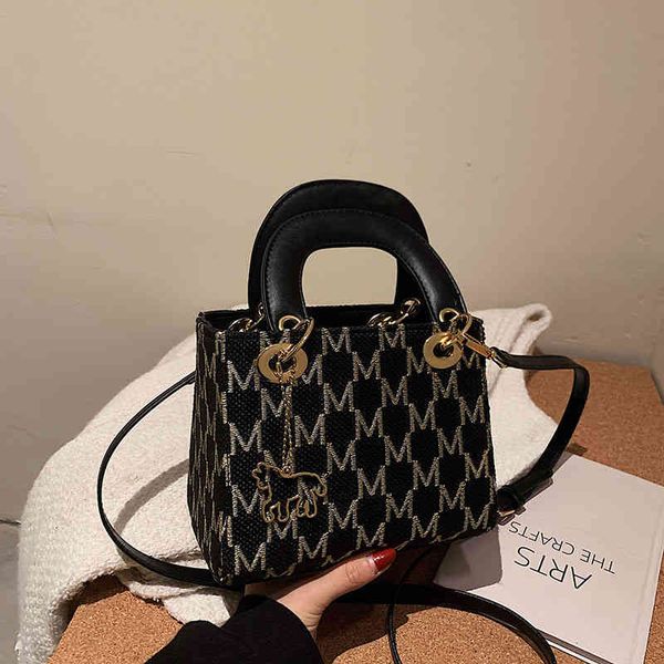 new women's urban simple messenger bag portable princess bag autumn and winter leopard pattern bucket bag purses_vo1h
new women's urban simple messenger bag portable princess bag autumn and winter leopard pattern bucket bag purses_vo1h