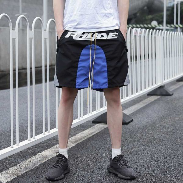 2022 newchao brand rhude color matching 3m reflective stitching printed shorts men's mesh drawstring sports capris, White;black
2022 newchao brand rhude color matching 3m reflective stitching printed shorts men's mesh drawstring sports capris, White;black