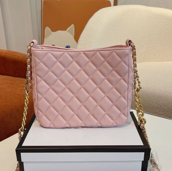 22ss crossbody bags microfiber sheepskin classic quilted plaid chain portable large capacity outdoor shoulder bag famous luxury designer clu
22ss crossbody bags microfiber sheepskin classic quilted plaid chain portable large capacity outdoor shoulder bag famous luxury designer clu